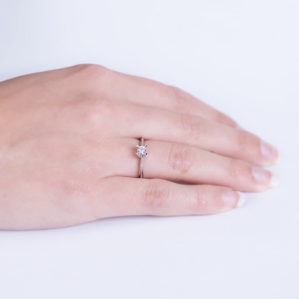 18K SOLITARIO DIAMANTE TALLA BRILLANTE ORO BLANCO 0.200 QTS. SI-H