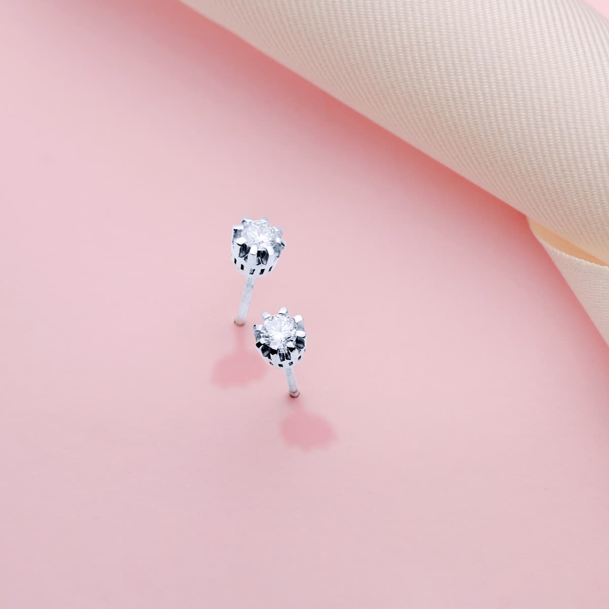 18K PENDIENTES ORO BLANCO CON DIAMANTES LABORATORIO 0,30 QTES. G-VS2. CIERRE PRESION