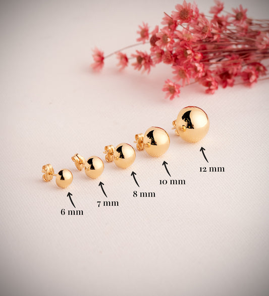 18K PENDIENTES ORO AMARILLO MEDIA BOLA LISA HUECA. ANCHO: 8 MM. CIERRE PRESION
