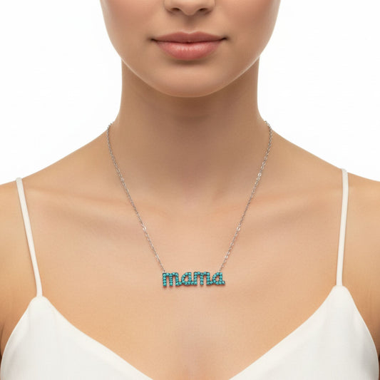 Mujer Luciendo Collar Gargantilla Mamá Plata con Rodio y Turquesa Natural. joyeria osnor