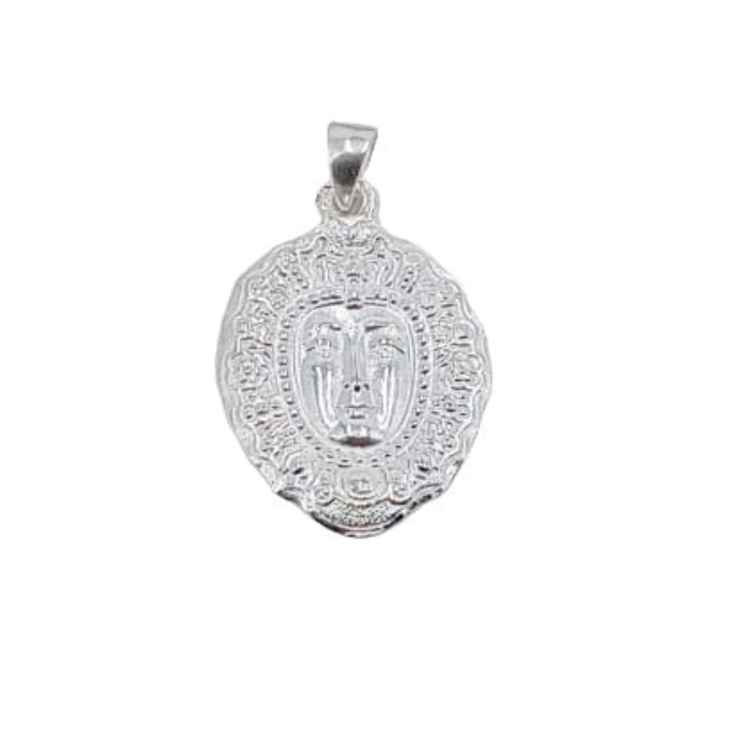 MEDALLA SILUETA PLATA ACABADO EN PLATEADO
