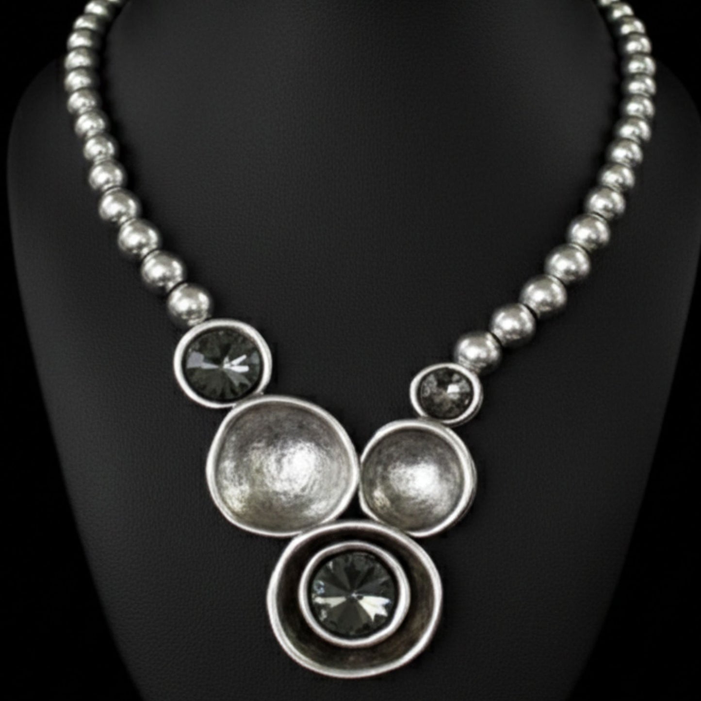 Collar Gargantilla Zamak Plateado con Circonitas Gris Ahumado | Joyería Osnor