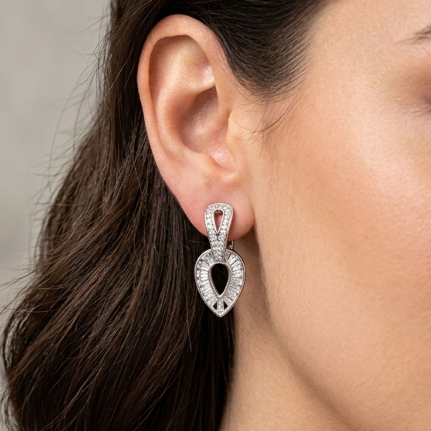 Pendientes Glamour Plateados con Circonitas Blancas | Acero Inoxidable