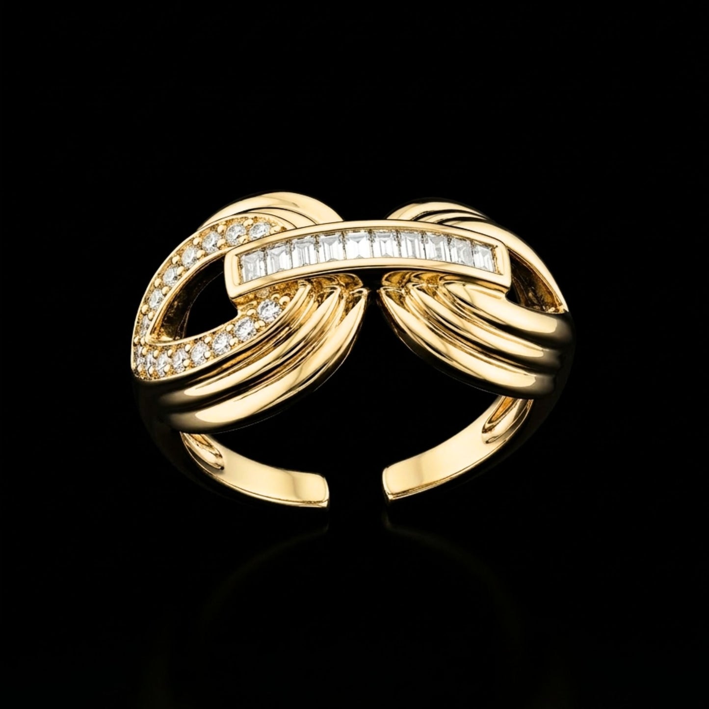 Anillo Acero Dorado Ajustable con Circonitas Blancas Chapado Oro 14K