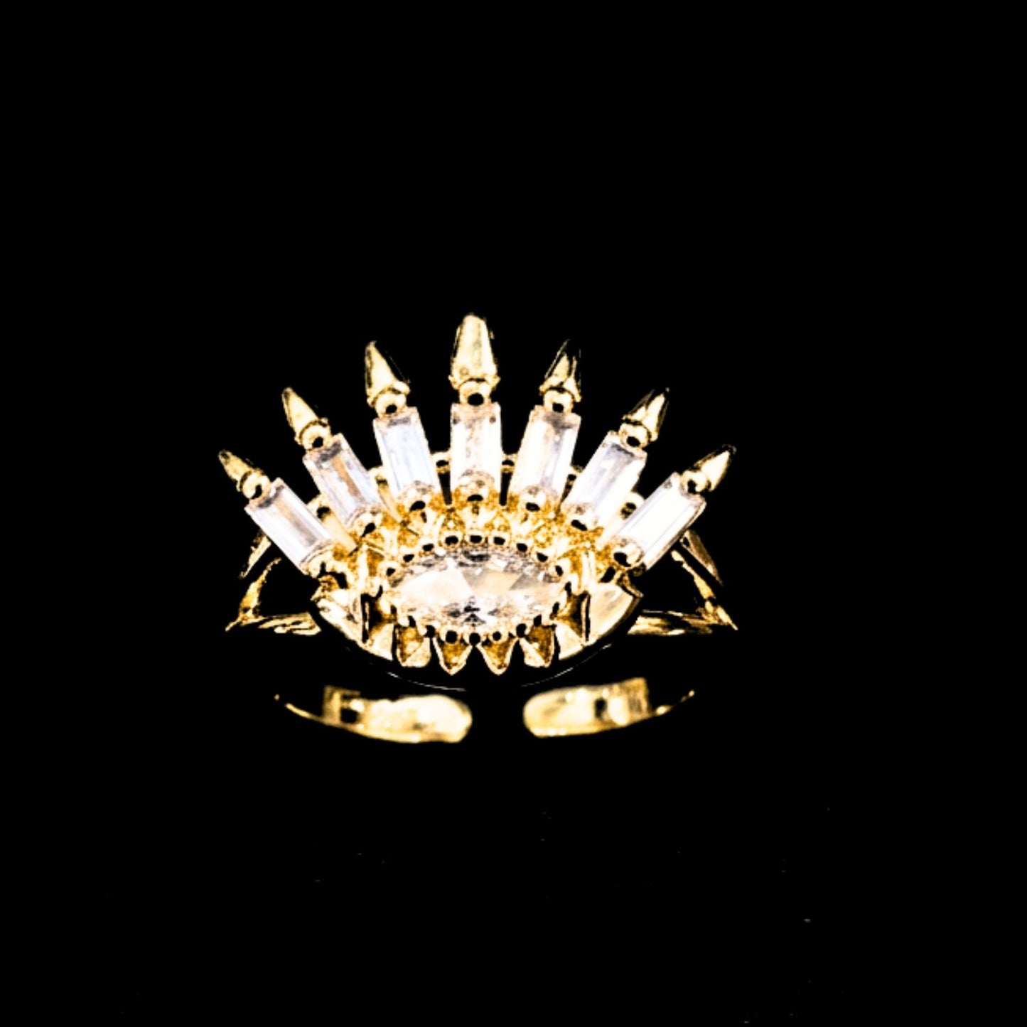 Anillo Acero Corona Sol Dorado con Circonitas Blancas Ajustable