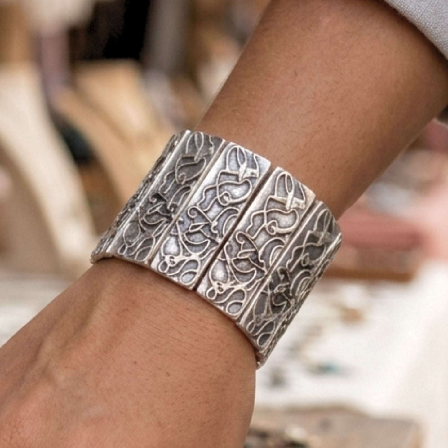 Brazalete Pulsera Zamak Plateado Vintage – Labrado Envejecido Unisex