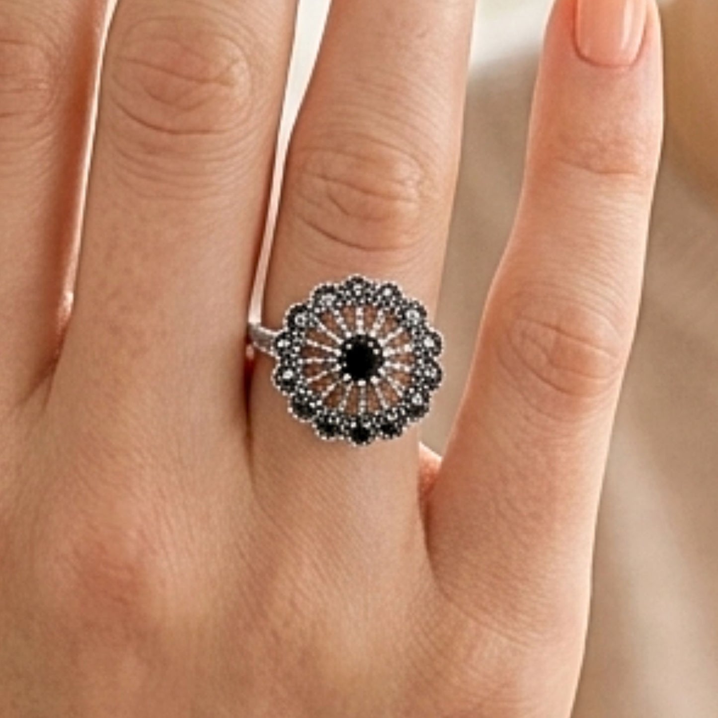 Anillo Sortija Flor Plata Ágata Azul Marino y Marquesitas