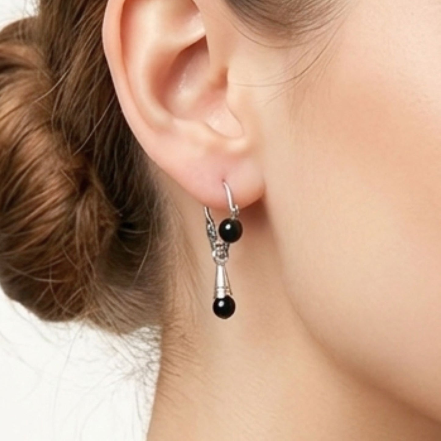 Pendientes Plata 925 con Ónix Negro 4mm – Cierre Hecho a Mano | Osnor