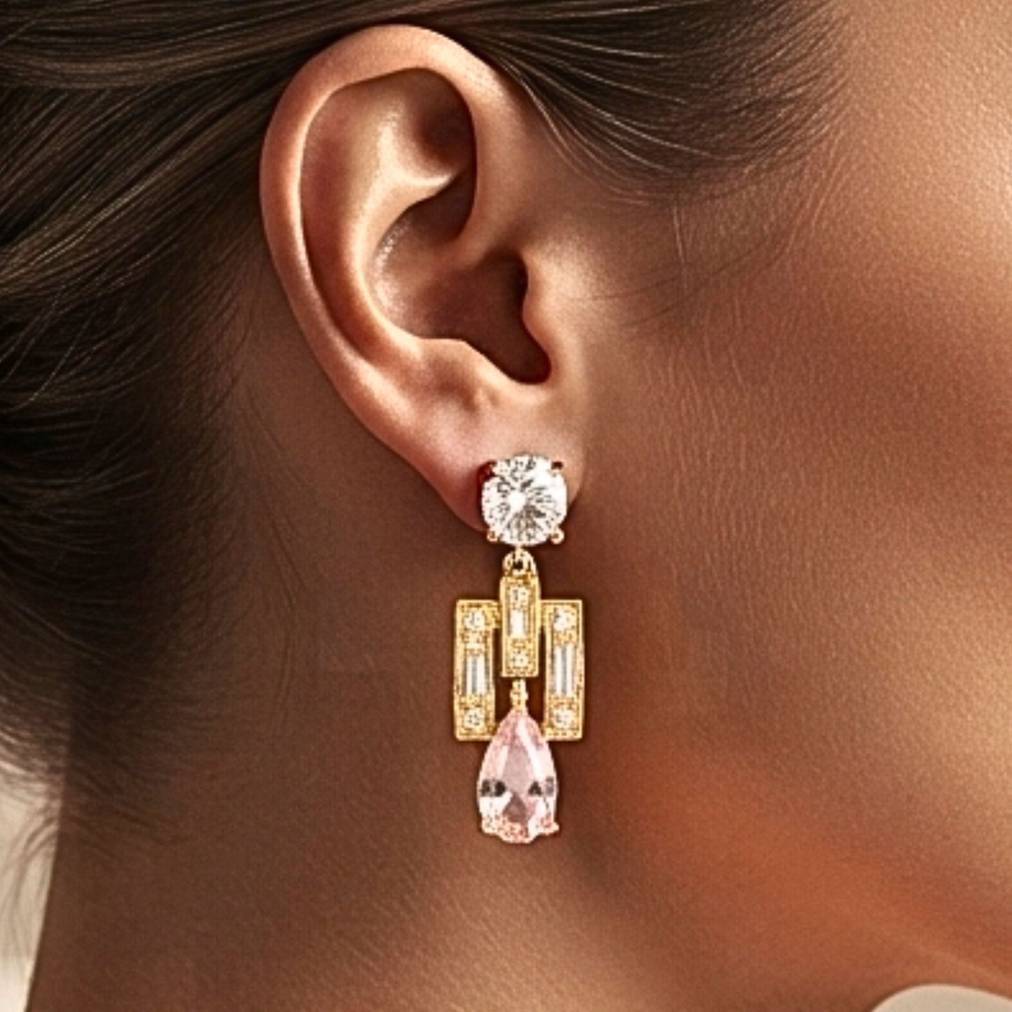 Pendientes Circonita Gota Rosa y Blanca Chapado Oro 14K