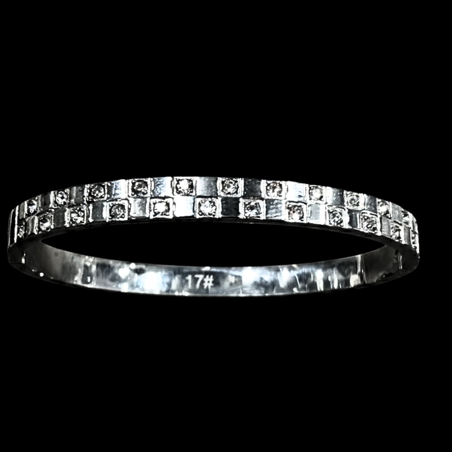 Brazalete Rígido Acero Plateado con Circonitas Engastadas Cierre Lateral