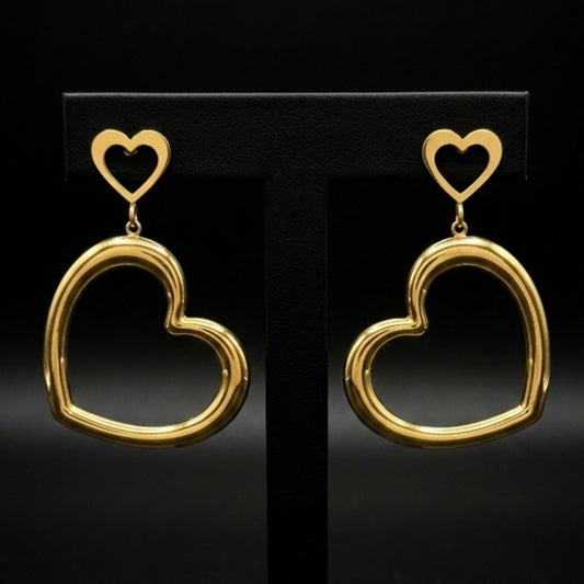 Pendientes Corazón Dorado Calado – Acero Chapado 18K