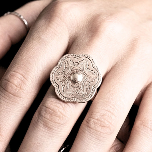 mano de chica diseño exclusivo joyeria osnor zamak