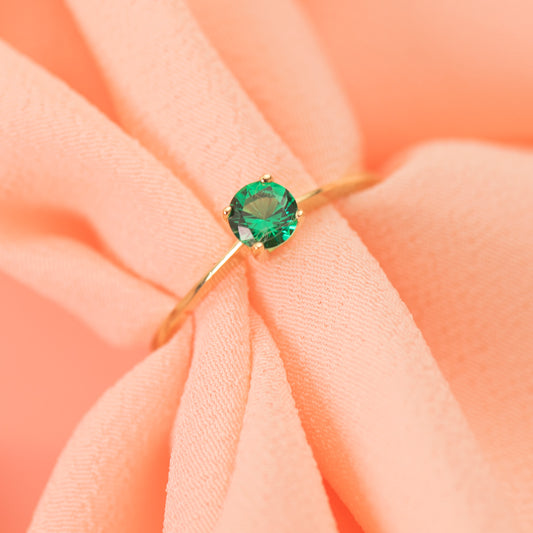18K SOLITARIO ORO AMARILLO CON CIRCONITA VERDE 4 GARRAS DE 5 MM