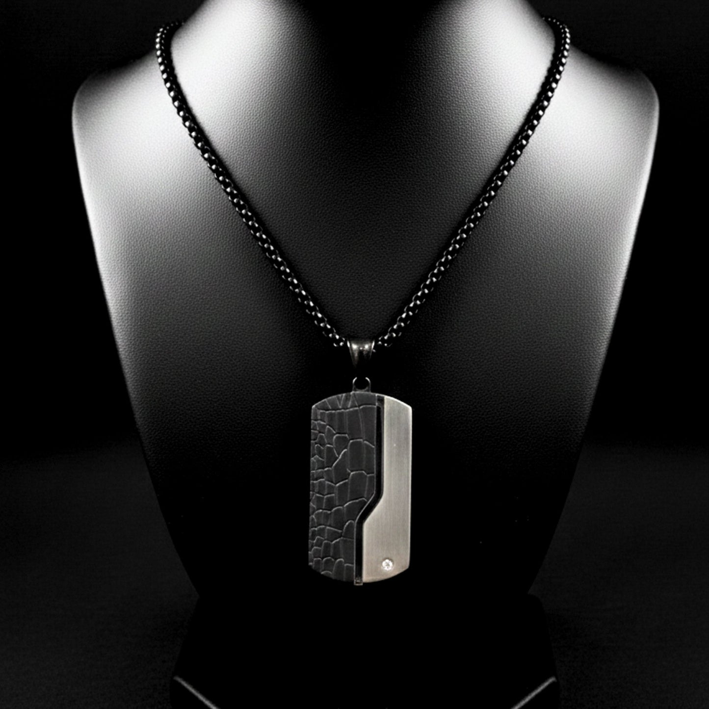 Cadena Bolas Negro con Chapa Bicolor Acero Inoxidable Unisex