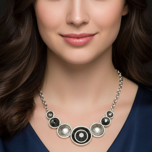 Collar Gargantilla Circonitas Gris Ahumado Zamak Plateado | Joyería Osnor