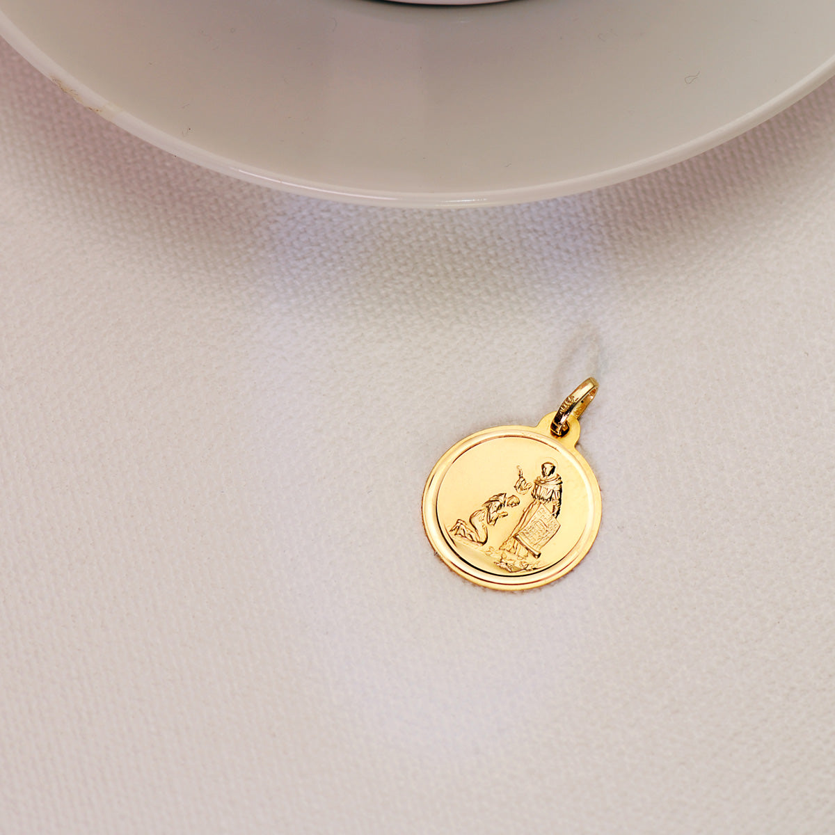 18K MEDALLA ORO AMARILLO BENDICION DE SAN FRANCISCO BISEL. DIAMETRO: 18 MM
