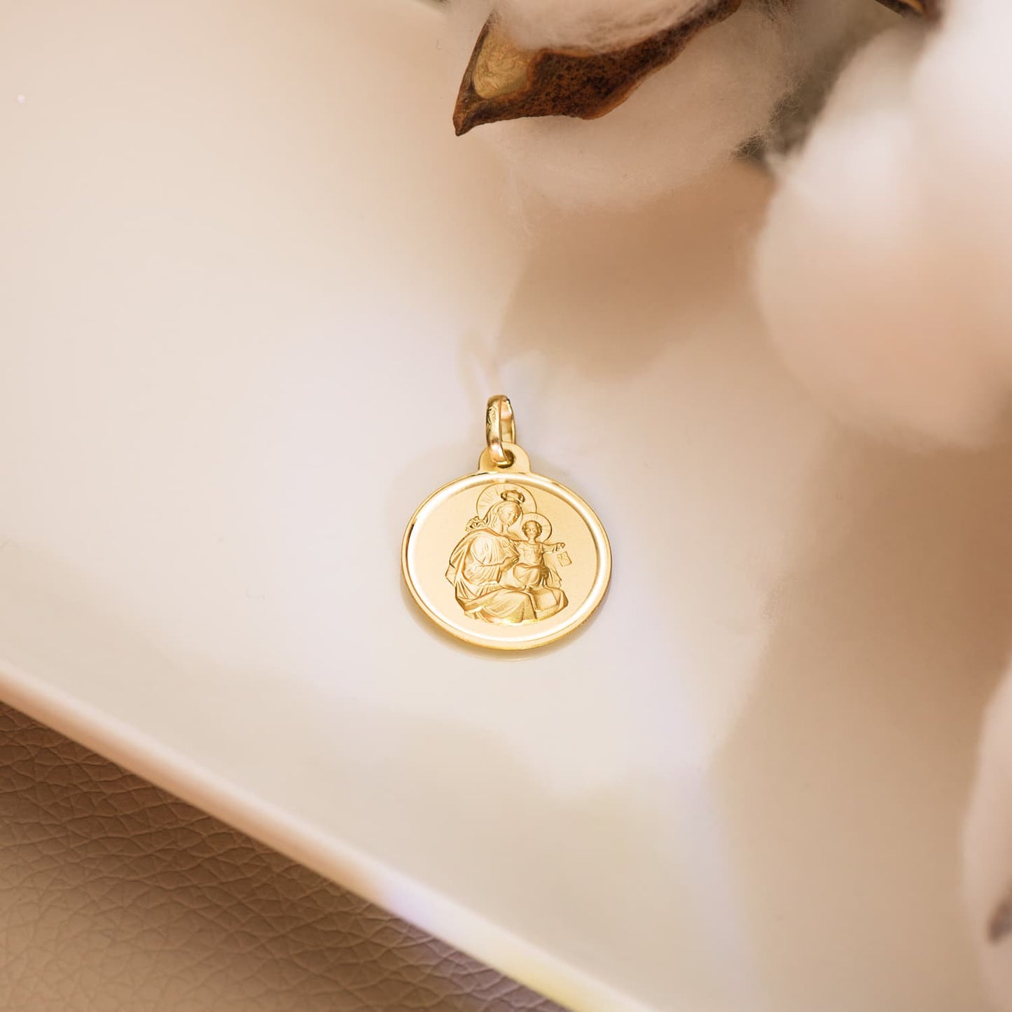 18K ESCAPULARIO ORO AMARILLO VIRGEN DEL CARMEN Y CORAZON DE JESUS BISEL 18 MM