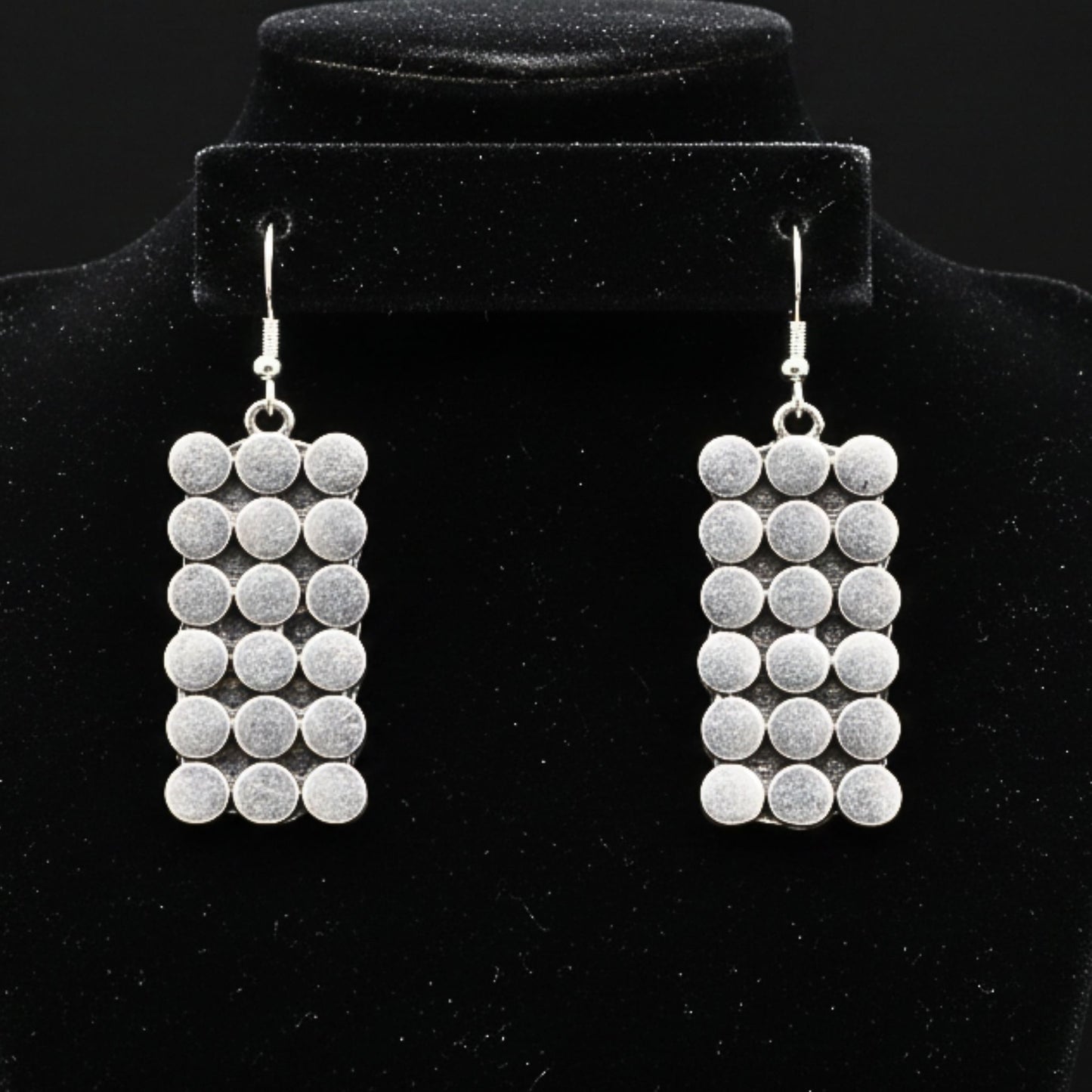 Pendientes Zamak Bolas Plateadas Volumen | Joyería Osnor