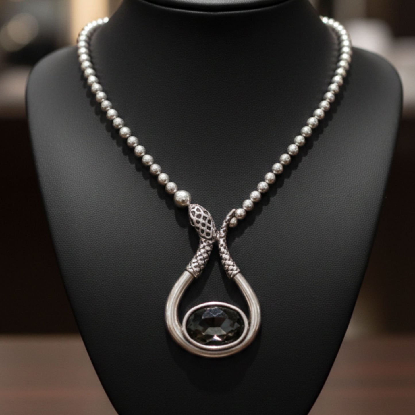 Collar Serpiente Zamak Plateado con Circonita Gris Ahumado | Joyería Osnor