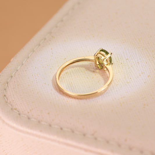 18K SORTIJA ORO AMARILLO GARRAS PIEDRA OLIVINA 7 X 5MM ANCHO CUERPO 2MM