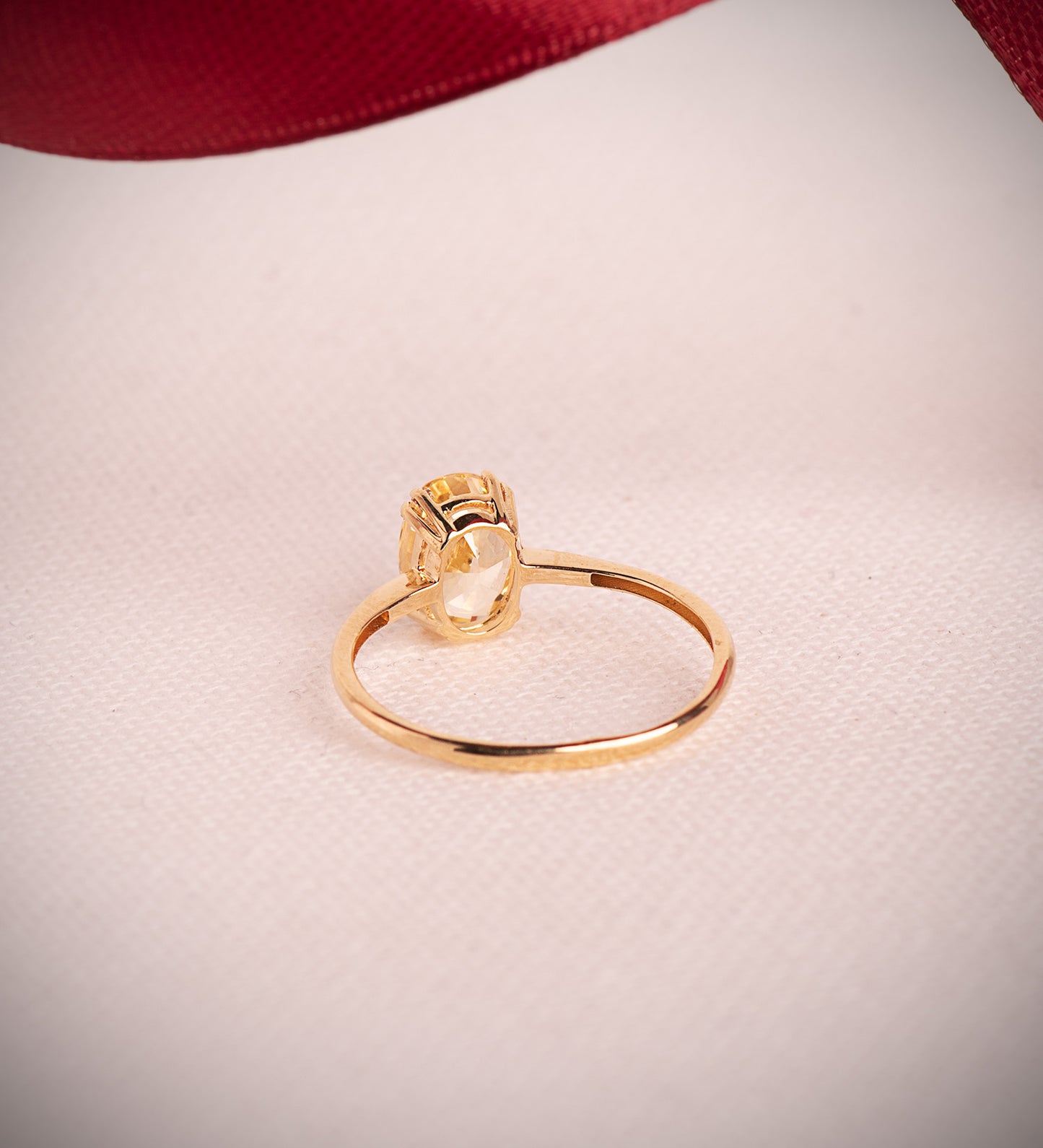18K SORTIJA ORO AMARILLO PIEDRA ICE CUT YELLOW OVAL DE 8 X 6 MM.