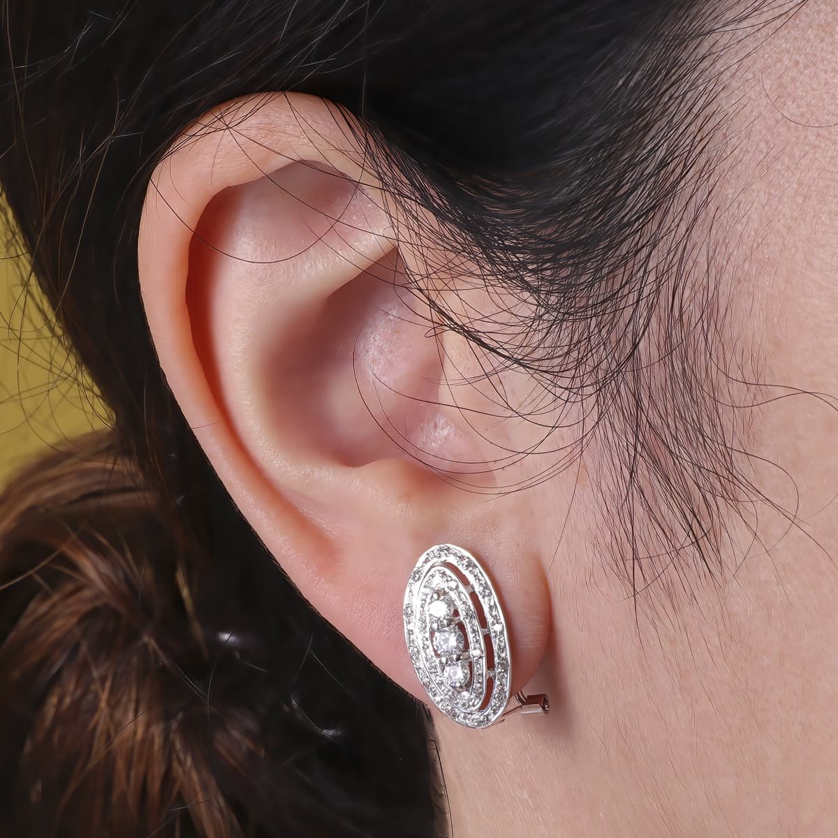 18K PENDIENTES ORO BLANCO JUEGO NOVIA CIRCONITA CIERRE OMEGA 18X10 MM OMEGA