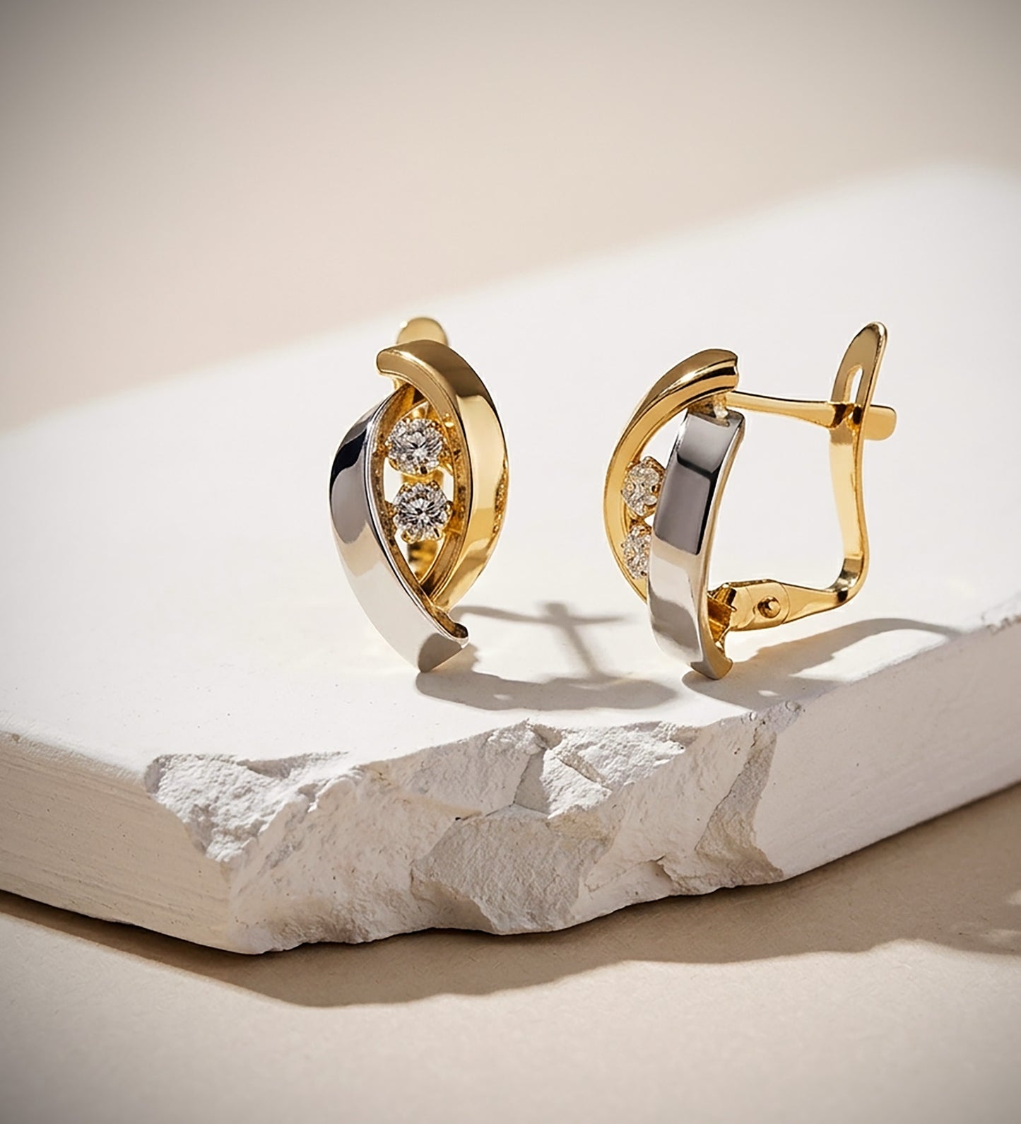 18K PENDIENTES ORO BICOLOR BANDAS Y CIRCONITA 14X8 MM CIERRE CATALÁN