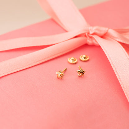 18K PENDIENTES ORO AMARILLO ESTRELLA 4 X 4 MM CIERRE TUERCA