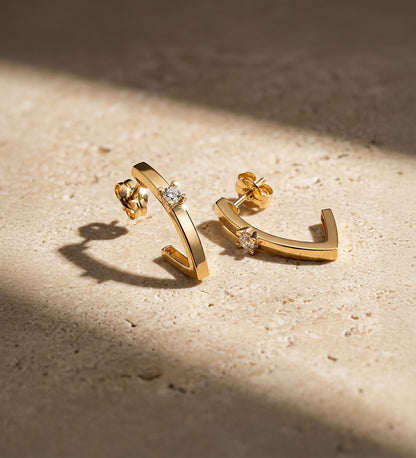 18K PENDIENTES ORO AMARILLO MEDIO ARO LISO BANDA CIRCONITA 16 X 3 MM CIERRE PRESION.