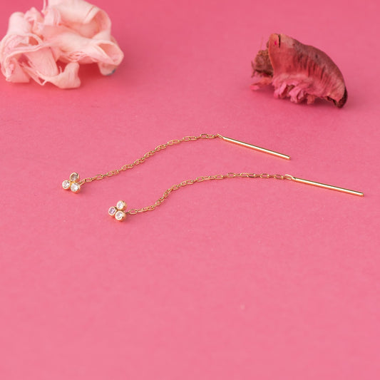 18K PENDIENTES ORO AMARILLO CON TRES CIRCONITA 3X3MM Y CADENA. LARGO: 56MM CIERRE PRESION