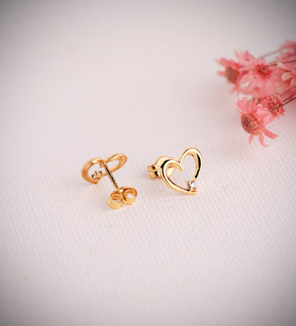 18K PENDIENTES ORO AMARILLO CORAZON CON CIRCONITA. MEDIDA: 9X7 MM. CIERRE PRESION