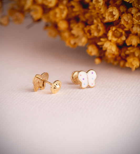 18K PENDIENTES ORO AMARILLO MARIPOSAS ESMALTE BLANCO. MEDIDA: 8 X 6,5 MM.CIERRE TUERCA