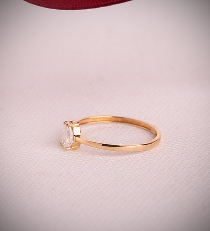 18K SORTIJA ORO AMARILLO DIAMANTE LABORATORIO TALLA PERA 0,35 QTES. VS2 - G. ANCHO: 6 MM
