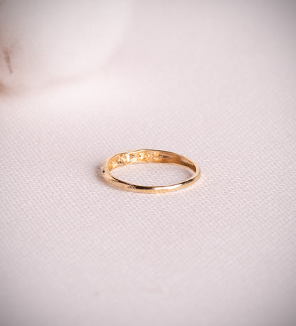 18K SORTIJA ORO AMARILLO RELIADA CON DIAMANTES 0,05QTES. E - VS2. ANCHO: 2,5 MM
