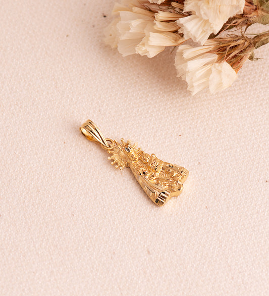 18K MEDALLA SILUETA VIRGEN ORO AMARILLO DE LOS DESAMPARADOS 20X10 MM