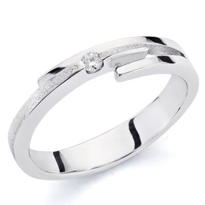 18K SORTIJA ORO BLANCO Y DIAMANTE NATURAL 0.046 QTS. ANCHO: 4MM