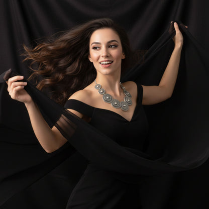 COLLAR ZAMAK MEDALLONES PLATEADOS