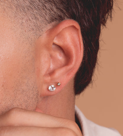 18K PENDIENTES ORO AMARILLO 6 GARRAS CON CIRCONITA. ANCHO: 6 MM CIERRE PRESION