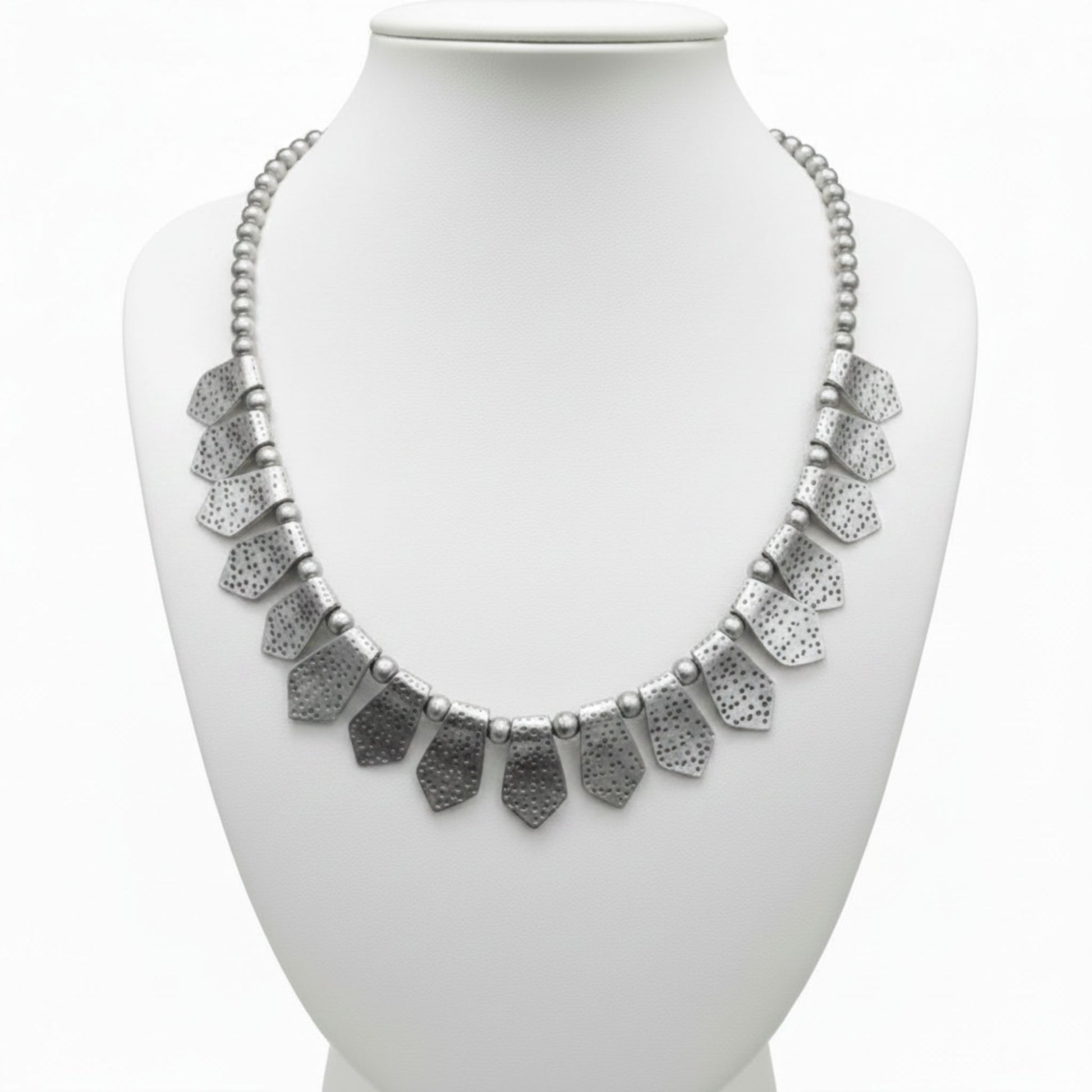 Collar Gargantilla Zamak Mujer Plateada con Placas Geométricas Texturizadas Joyeria Osnor