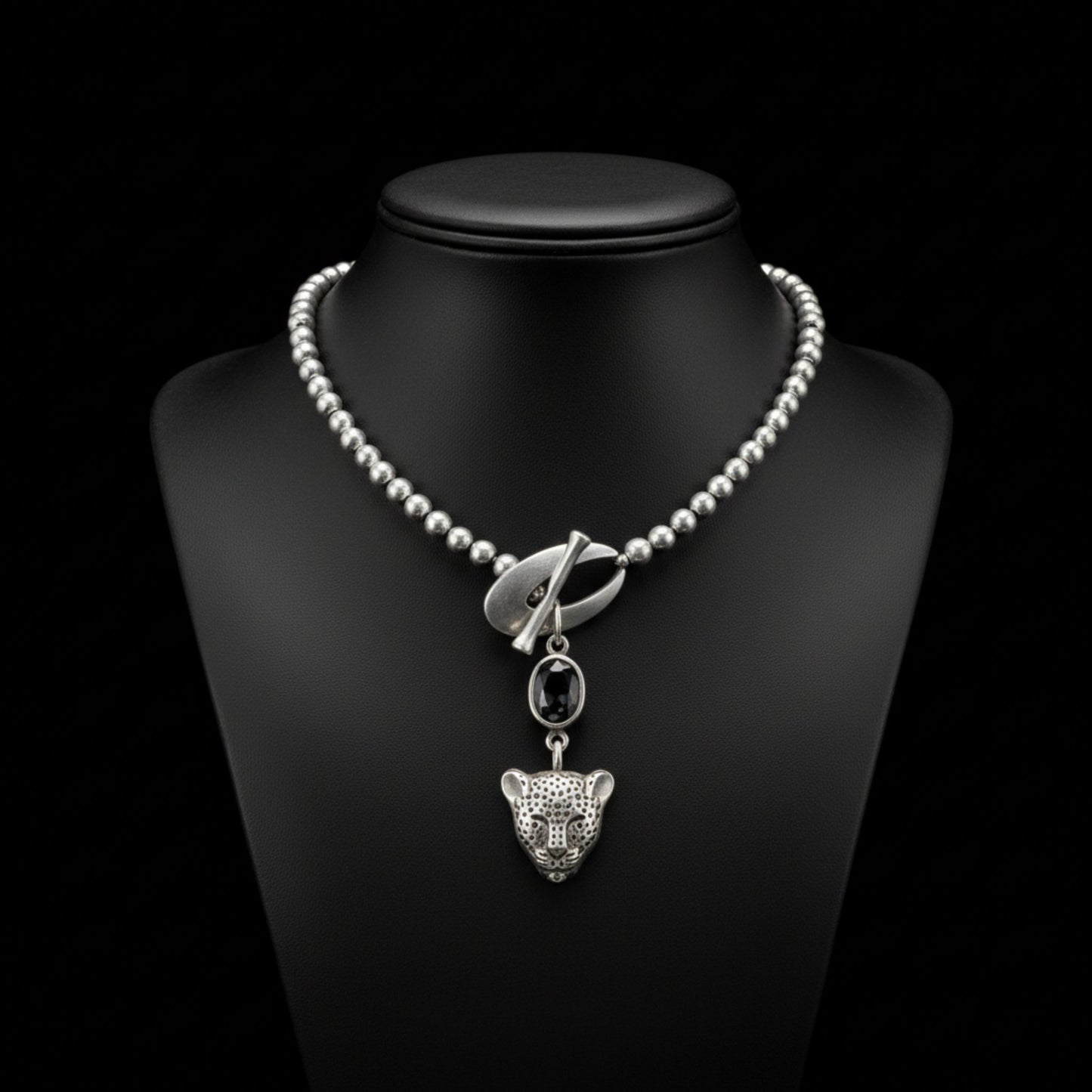 Collar gargantilla mujer  zamak cadena de bolas con colgante leopardo y circonita Joyería Osnor Zamak