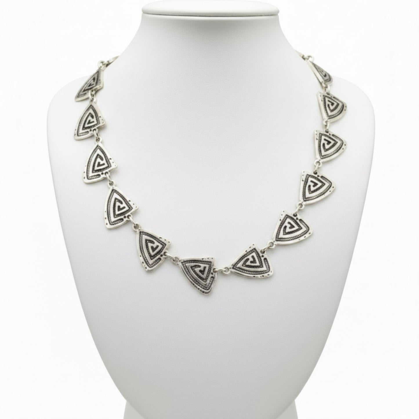 collar zamak mujer plateado triángulos geométricos ajustable 45cm - Joyería Osnor Zamak