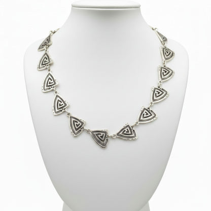 collar zamak mujer plateado triángulos geométricos ajustable 45cm - Joyería Osnor Zamak