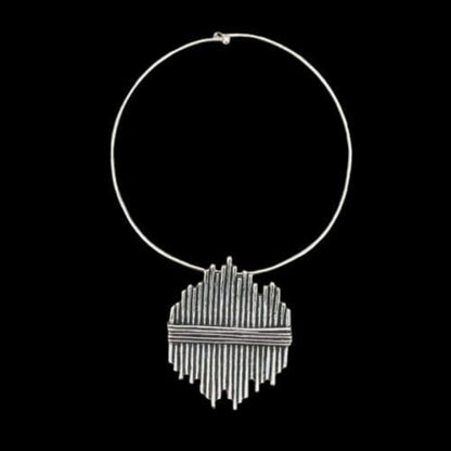 Collar de zamak con diseño geométrico de tubos verticales - Joyería  Osnor Hipoalergénico

