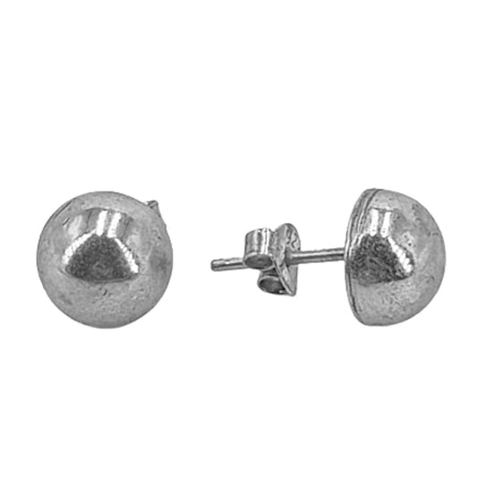 SILVER EARRINGS WITH A SMOOTH, SHINY SILVER FINISH