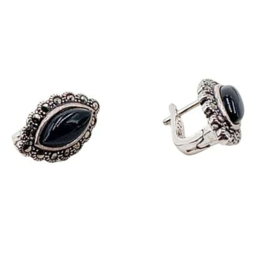 SILVER EARRINGS WITH SILVER FINISH AND NATURAL STONE