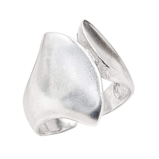 SILVER RING WITH SMOOTH, SHINY SILVER FINISH