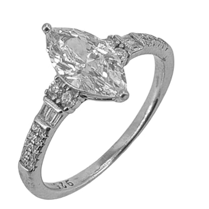 ANILLO DE PLATA TERMINADO EN RODIO Y CIRCONITAS