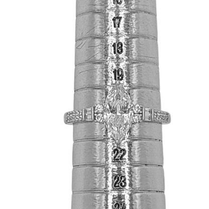 ANILLO DE PLATA TERMINADO EN RODIO Y CIRCONITAS