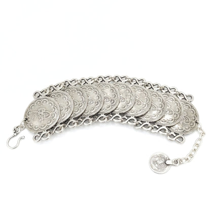 Pulsera Brazalete de Zamak con Monedas Plateadas | Joyería Mujer