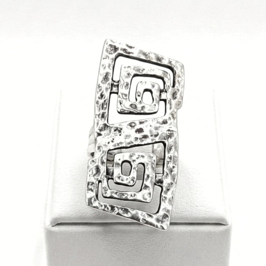 Anillo Zamak Plateado Calado Ajustable Diseño Exclusivo